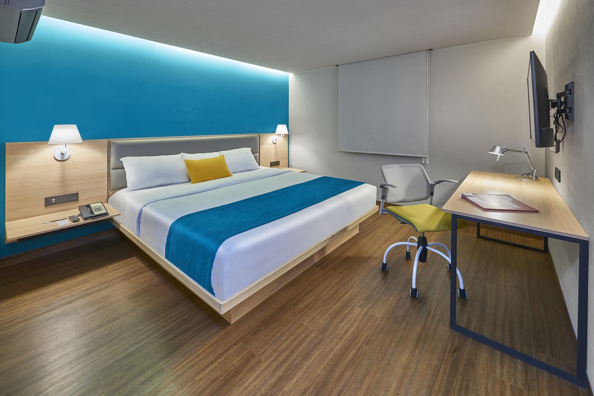 City Express Suites By Marriott Querétaro Extérieur photo