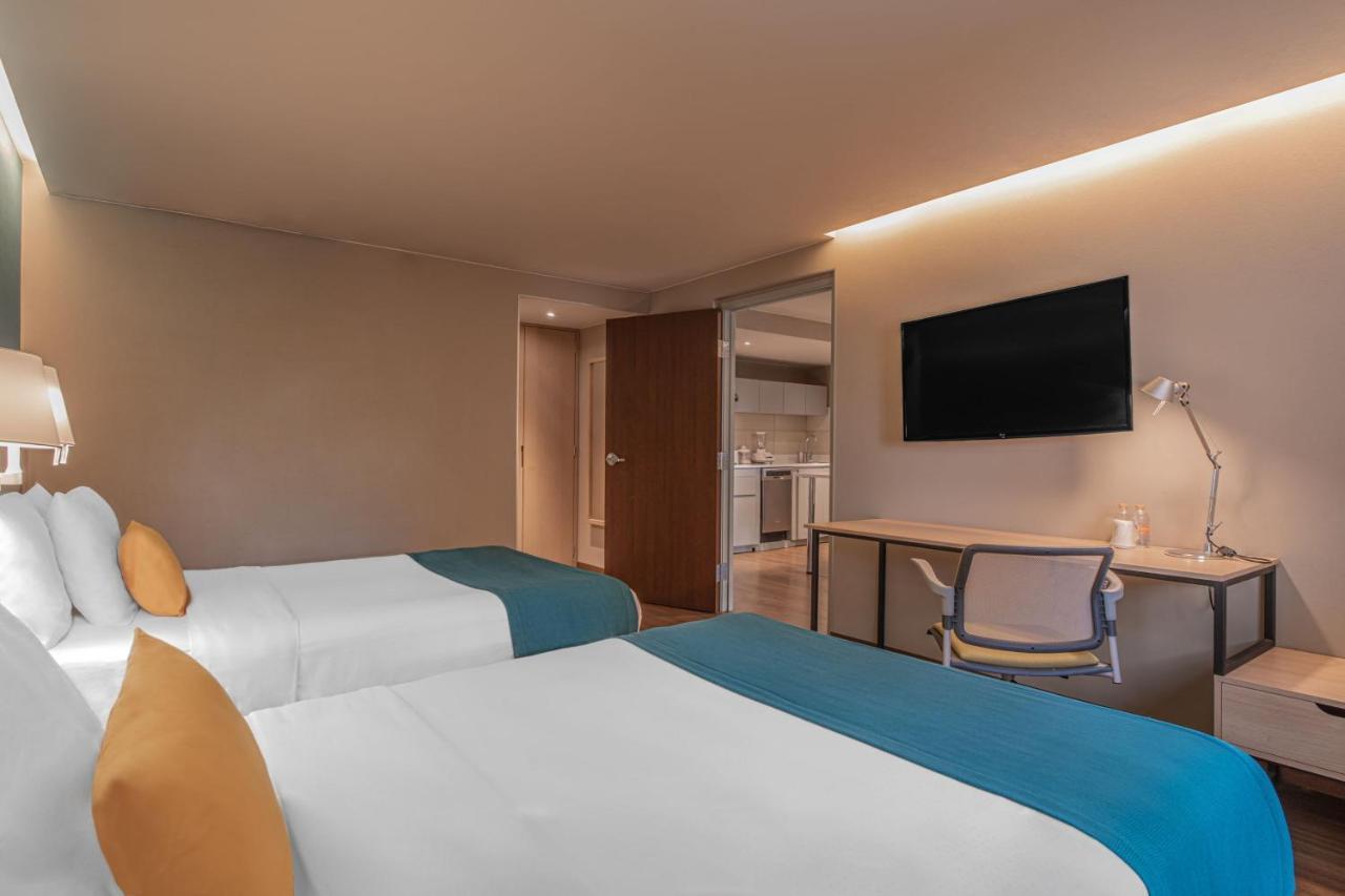City Express Suites By Marriott Querétaro Extérieur photo