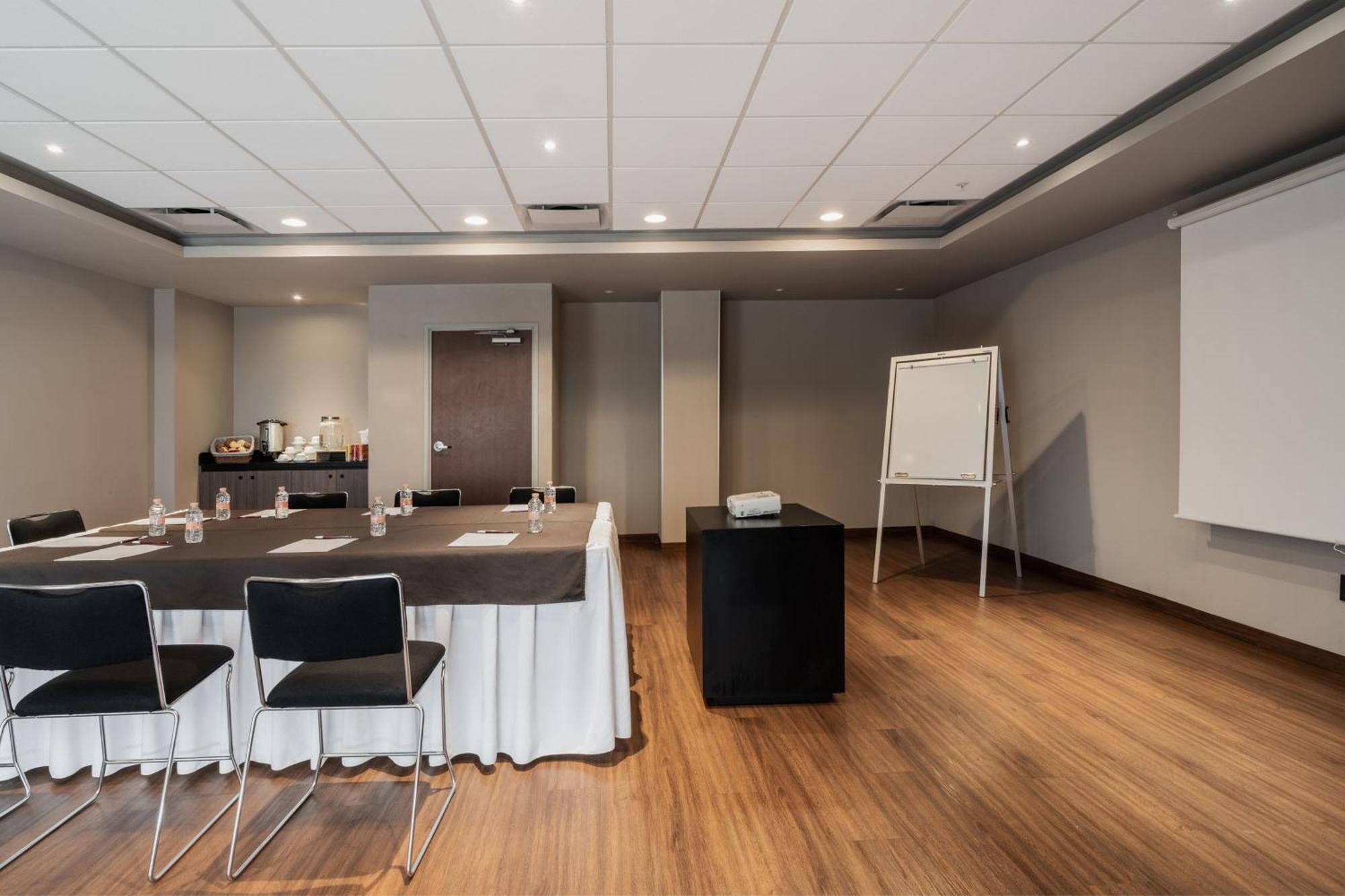 City Express Suites By Marriott Querétaro Extérieur photo