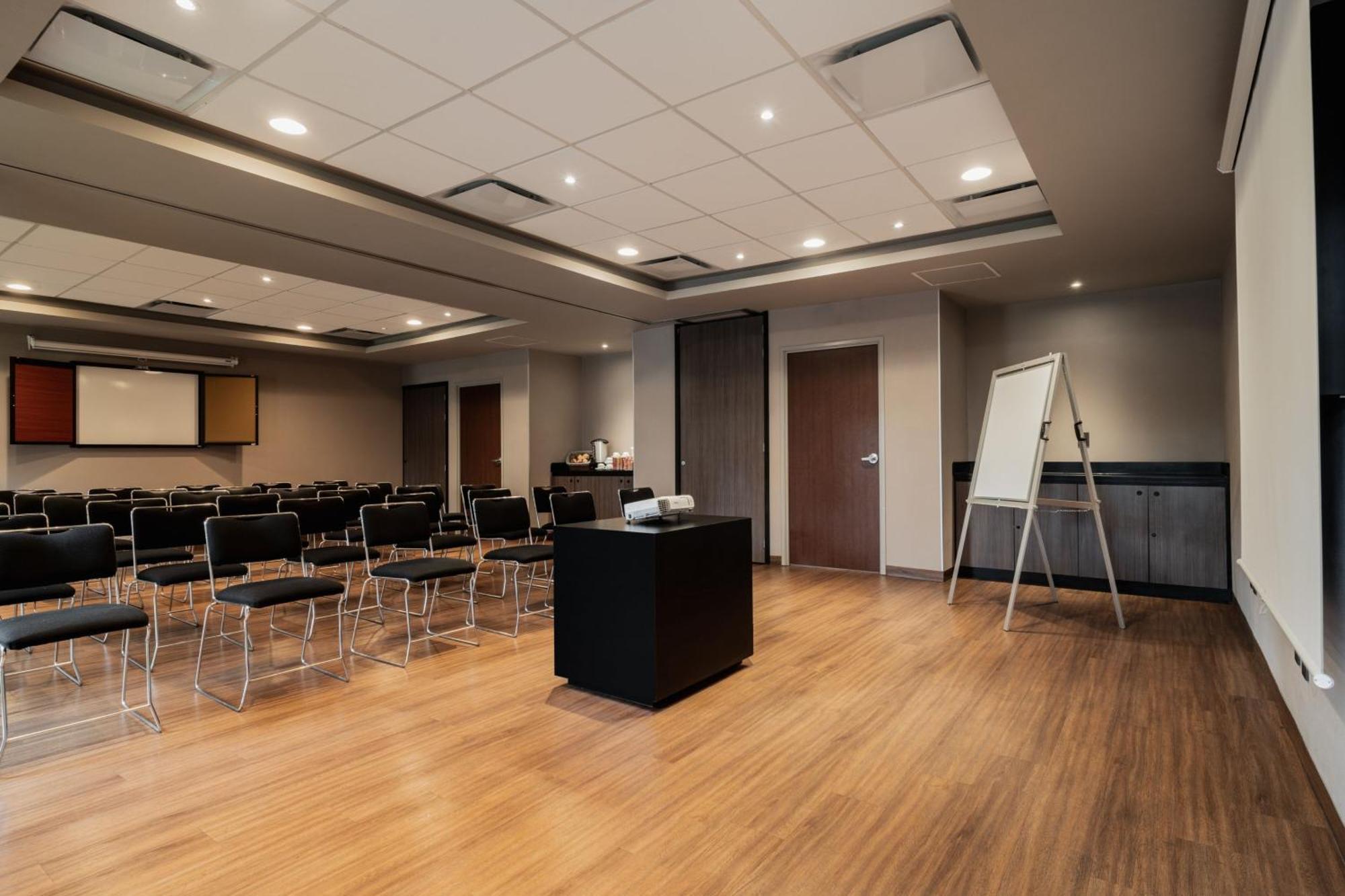 City Express Suites By Marriott Querétaro Extérieur photo